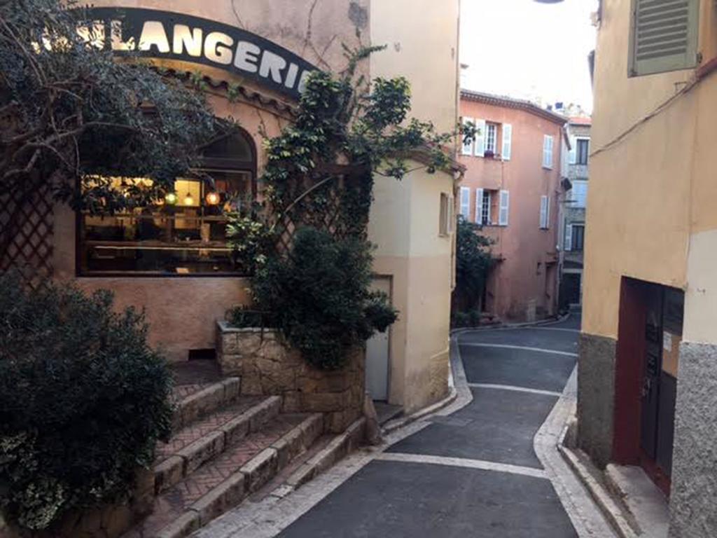 Le Rocher Antibes Bagian luar foto