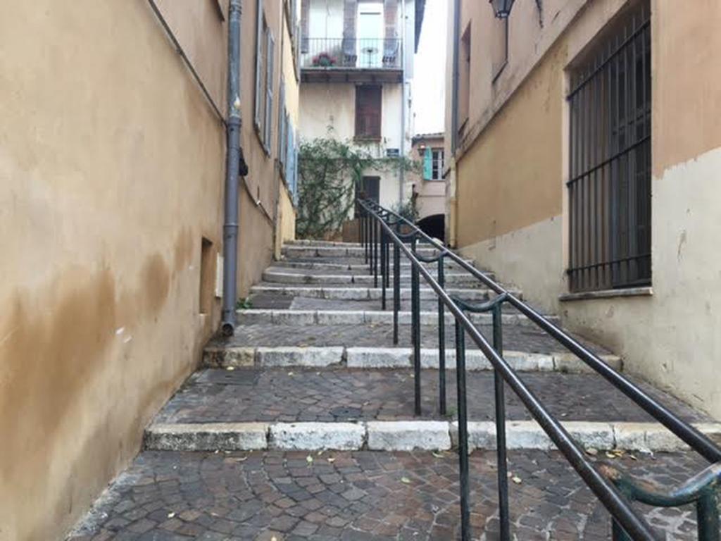 Le Rocher Antibes Bagian luar foto